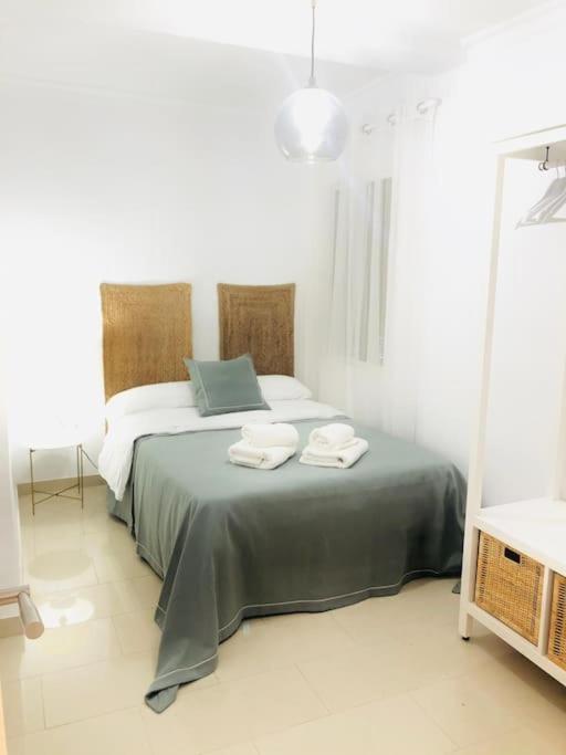 Nieves Viejas Apartamento Fresco Con Patio En コルドバ エクステリア 写真