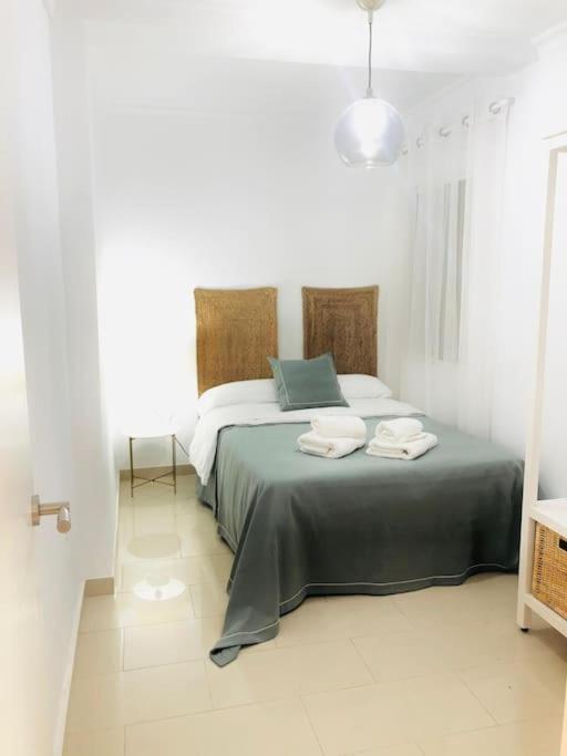 Nieves Viejas Apartamento Fresco Con Patio En コルドバ エクステリア 写真